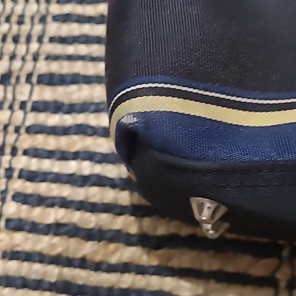 VINTAGE KATE SPADE NEW YORK RAINBOW STRIPE PURSE - Picture 8 of 9